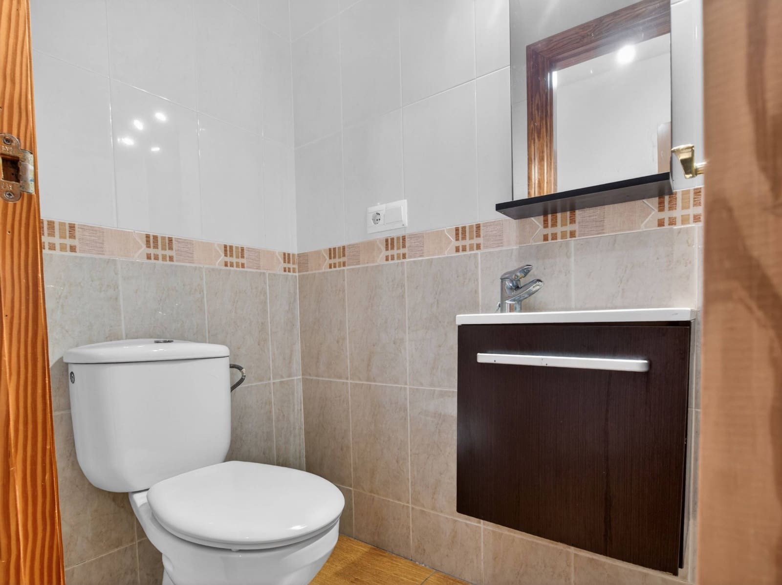 2 slaapkamer Flat te koop in Roquetas de Mar met garage - € 93.000 (Ref: 9866989)