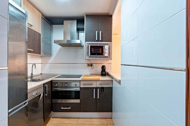 2 slaapkamer Flat te koop in Roquetas de Mar - € 159.000 (Ref: 9873493)