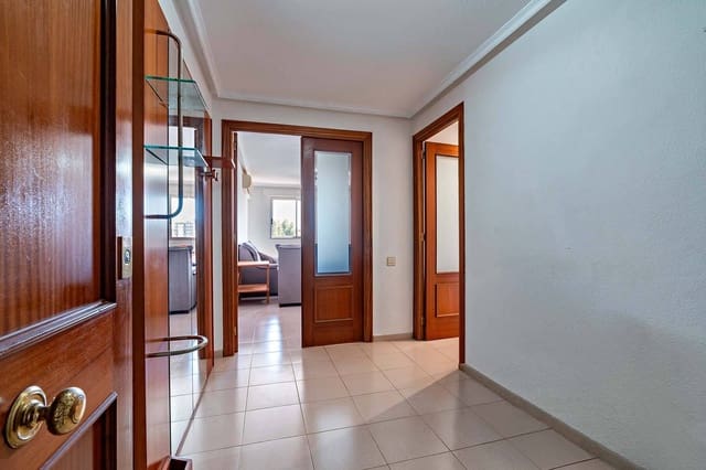 3 quarto Apartamento para venda em Almeria cidade com garagem - 205 000 € (Ref: 9876401)