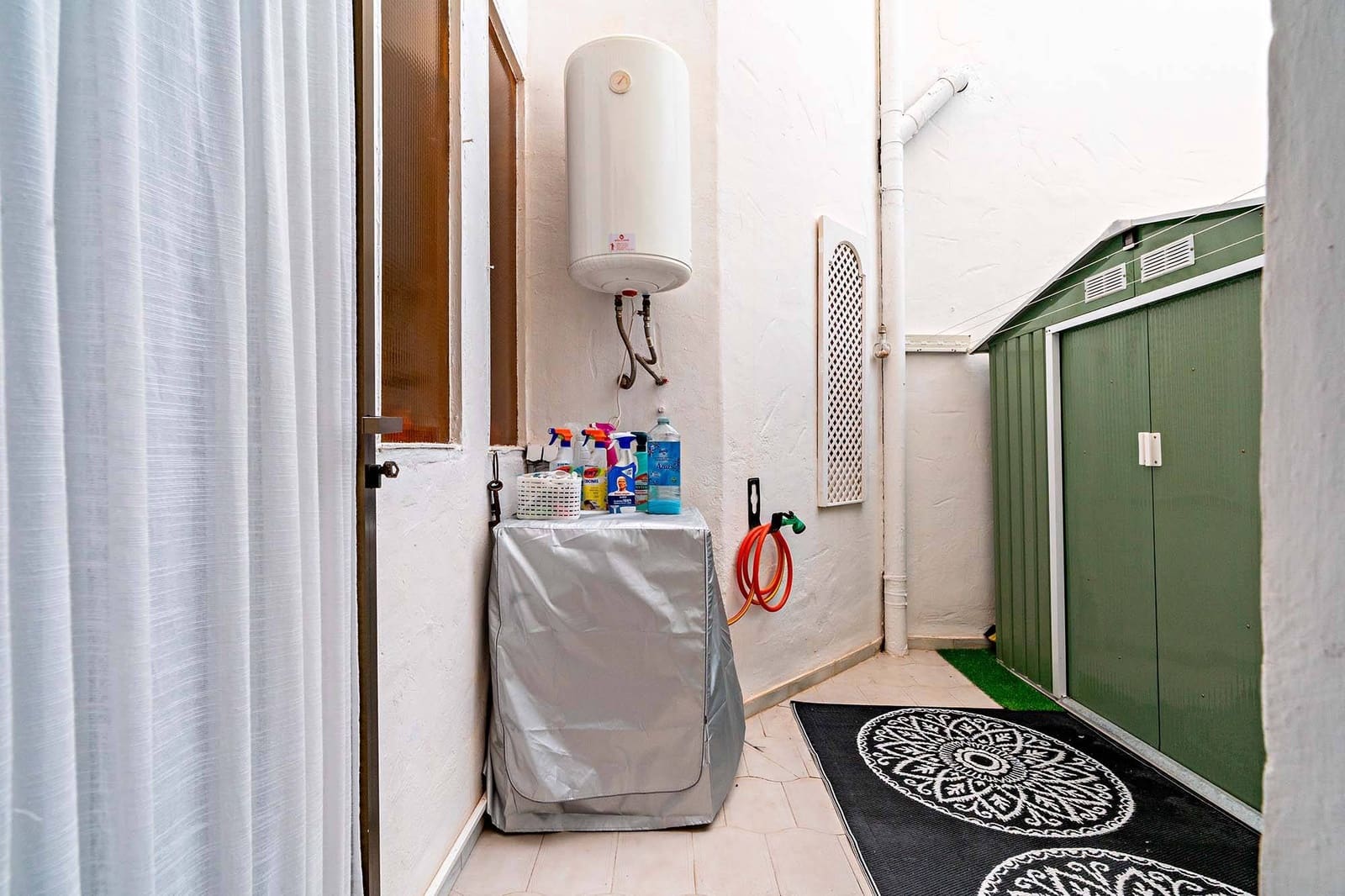 2 makuuhuone Asunto myytävänä paikassa Roquetas de Mar mukana uima-altaan - 220 000 € (Ref: 9878805)