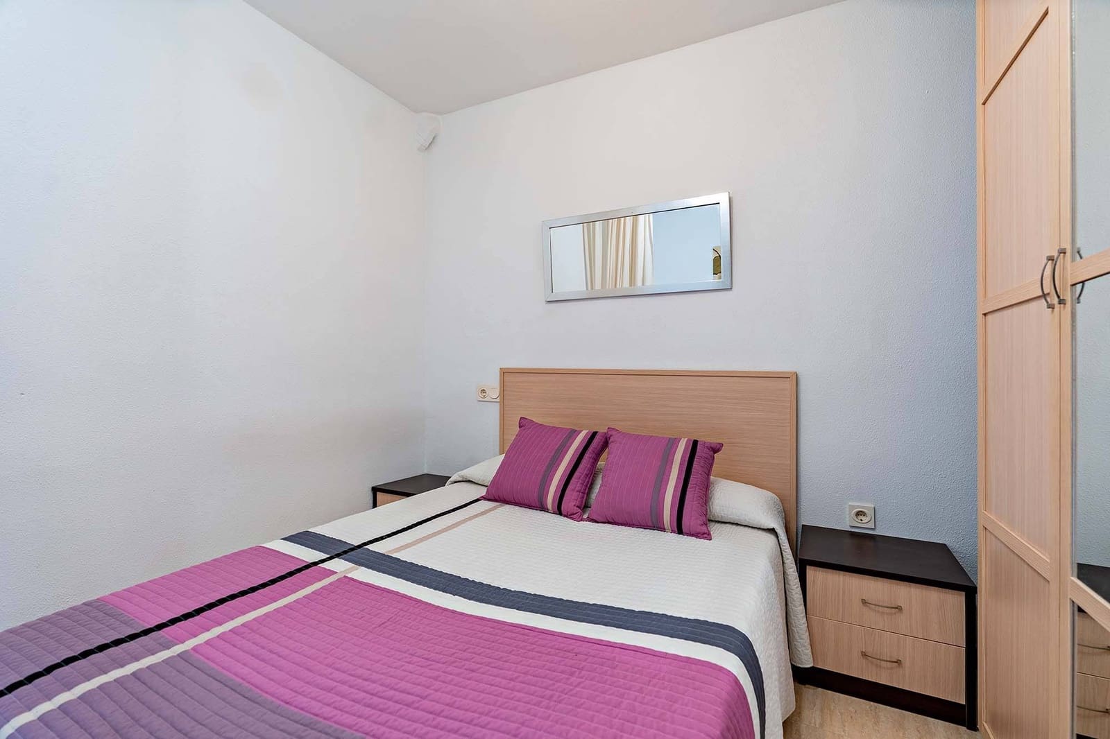 1 soverom Leilighet til leie i Roquetas de Mar med svømmebasseng garasje - € 600 (Ref: 9884786)