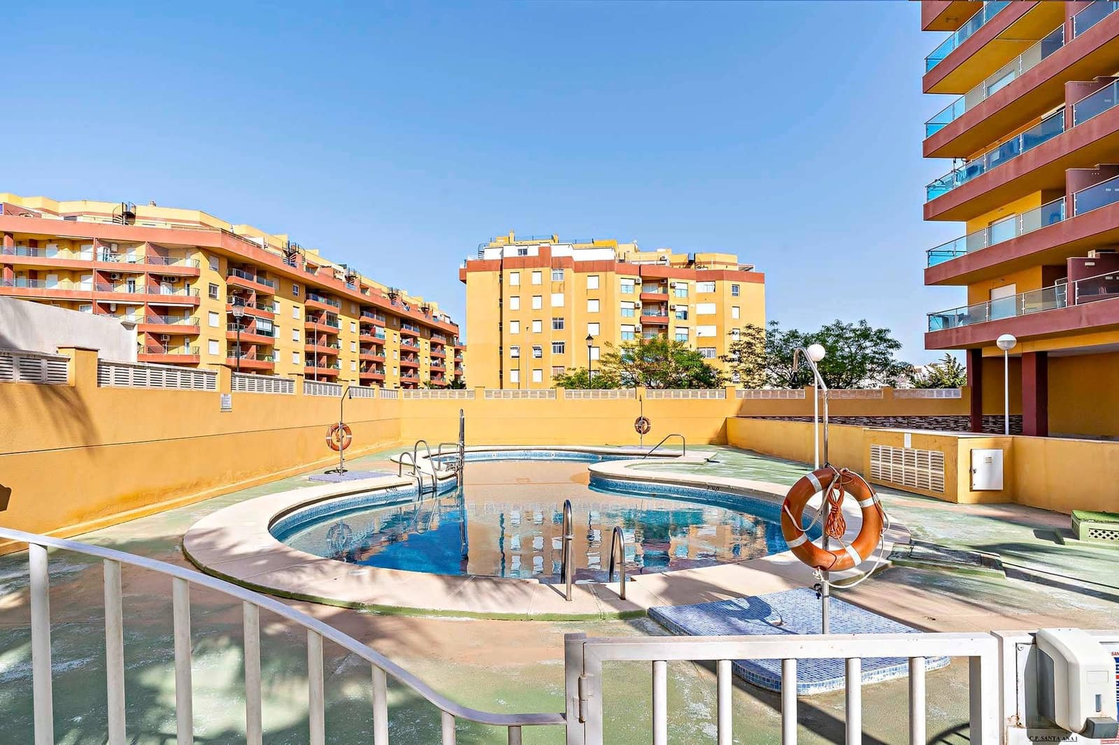 1 soverom Leilighet til leie i Roquetas de Mar med svømmebasseng garasje - € 600 (Ref: 9884786)