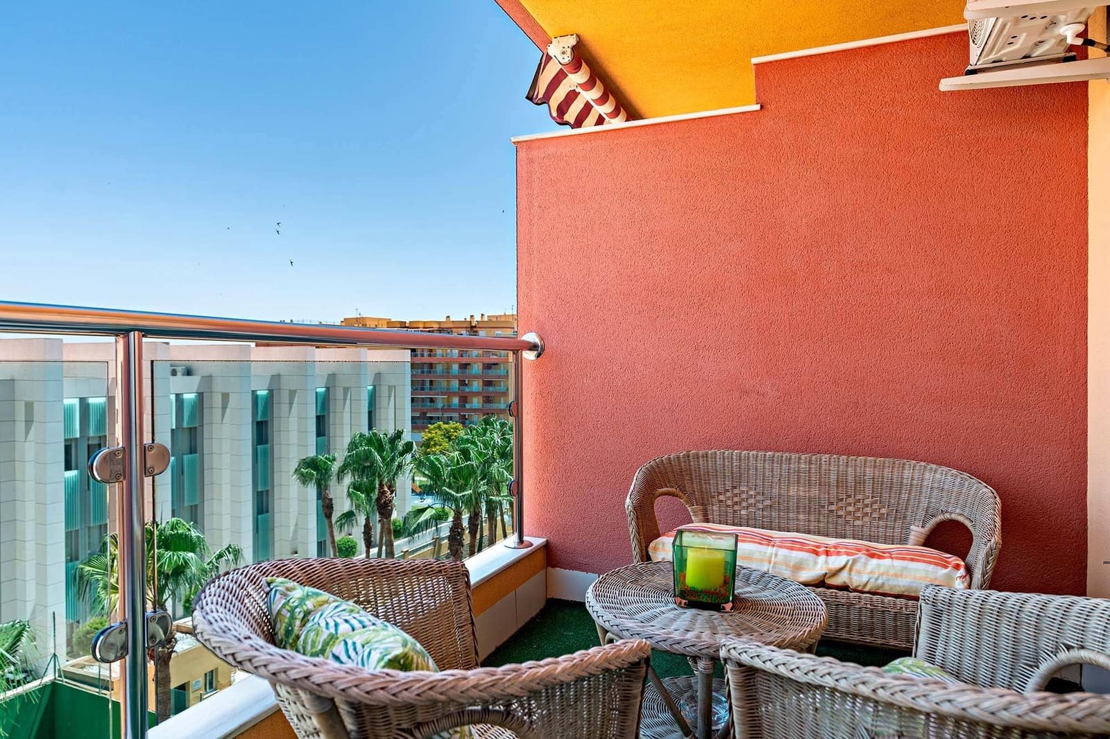 1 soverom Leilighet til leie i Roquetas de Mar med svømmebasseng garasje - € 600 (Ref: 9884786)