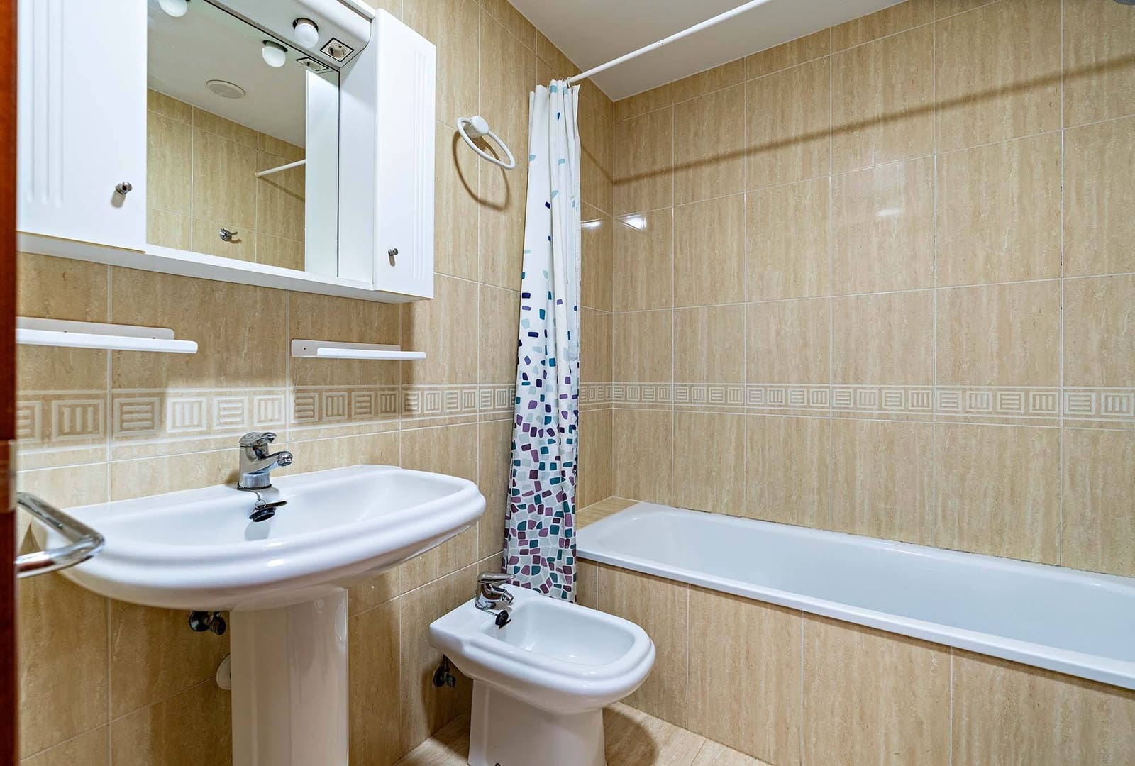 1 soverom Leilighet til leie i Roquetas de Mar med svømmebasseng garasje - € 600 (Ref: 9884786)