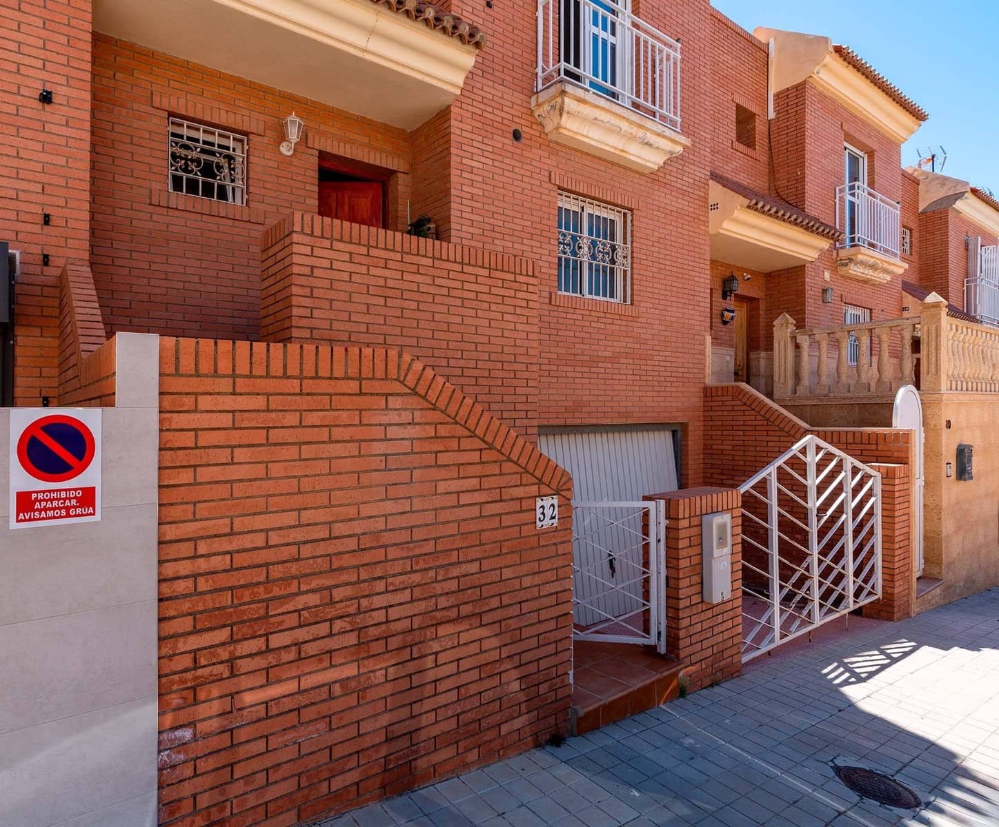 3 makuuhuone Rivitalo myytävänä paikassa Aguadulce (Almeria) mukana 
autotalli - 365 000 € (Ref: 9884787)