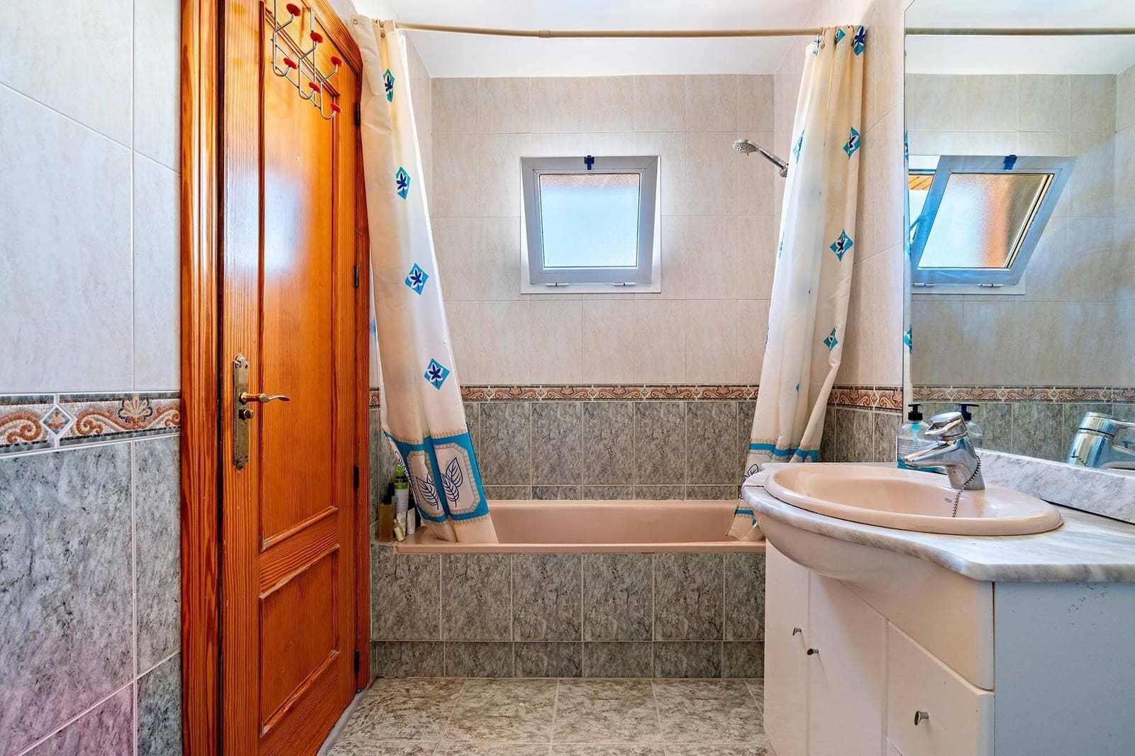 3 makuuhuone Rivitalo myytävänä paikassa Aguadulce (Almeria) mukana 
autotalli - 365 000 € (Ref: 9884787)