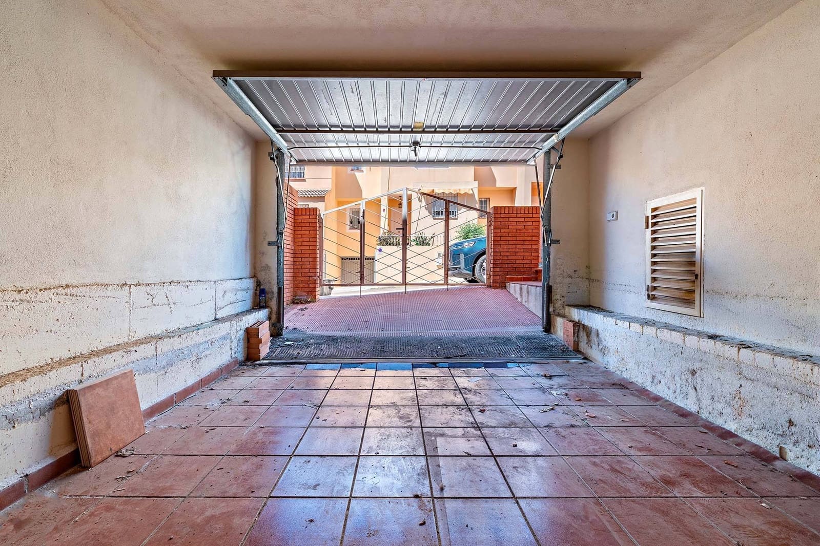 3 bedroom Terraced Villa for sale in Aguadulce (Almeria) with garage - € 365,000 (Ref: 9884787)