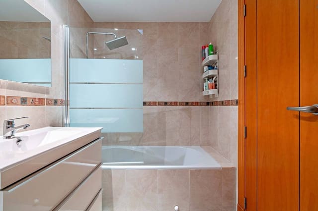 2 sypialnia Mieszkanie do wynajęcia w Aguadulce (Almeria), Roquetas de Mar z basenem - 700 € (Ref: 9884788)