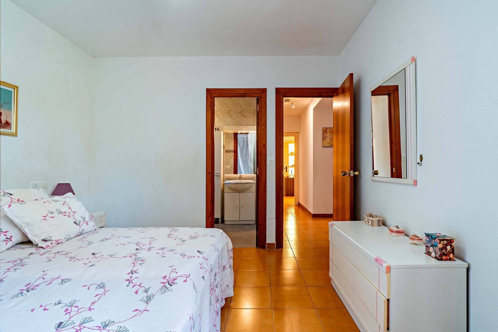 6 bedroom Villa for sale in Roquetas de Mar with pool garage - € 690,000 (Ref: 9911032)