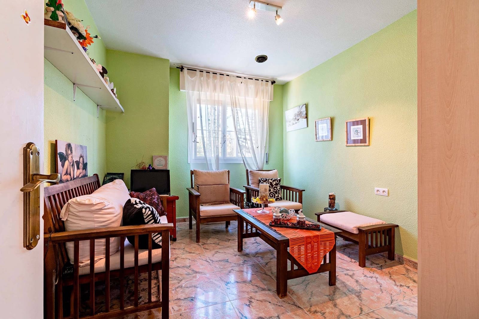 6 bedroom Villa for sale in Roquetas de Mar with pool garage - € 690,000 (Ref: 9911032)