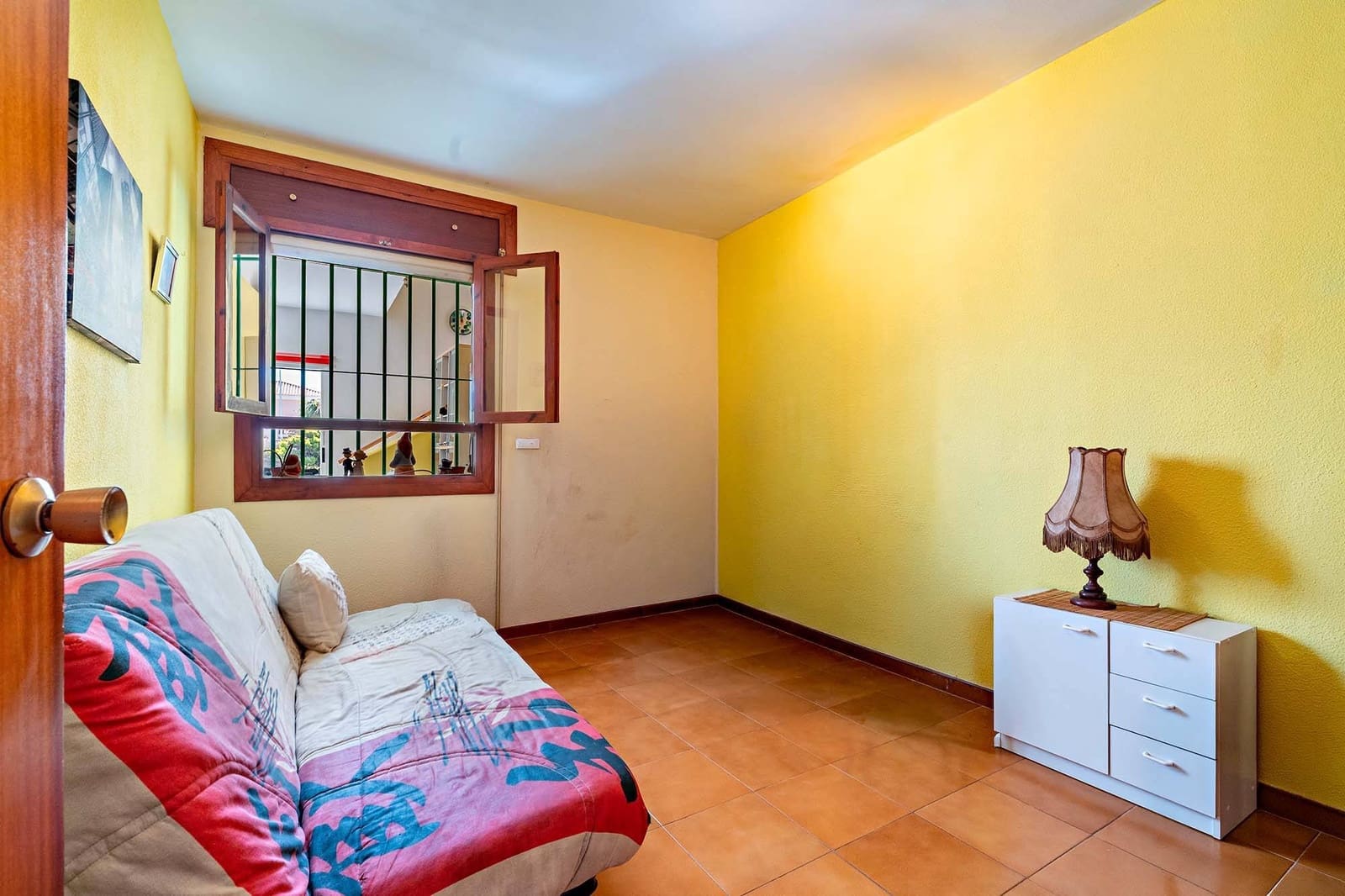 6 bedroom Villa for sale in Roquetas de Mar with pool garage - € 690,000 (Ref: 9911032)