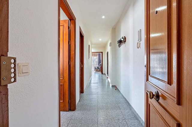 3 bedroom Flat for sale in Roquetas de Mar - € 139,000 (Ref: 9922295)