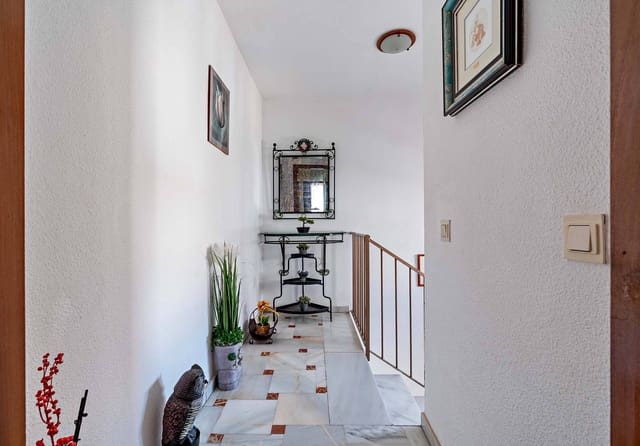 3 bedroom Flat for sale in Roquetas de Mar - € 139,000 (Ref: 9922295)