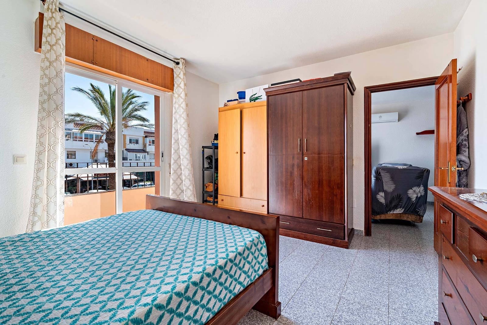 3 bedroom Flat for sale in Roquetas de Mar - € 139,000 (Ref: 9922295)