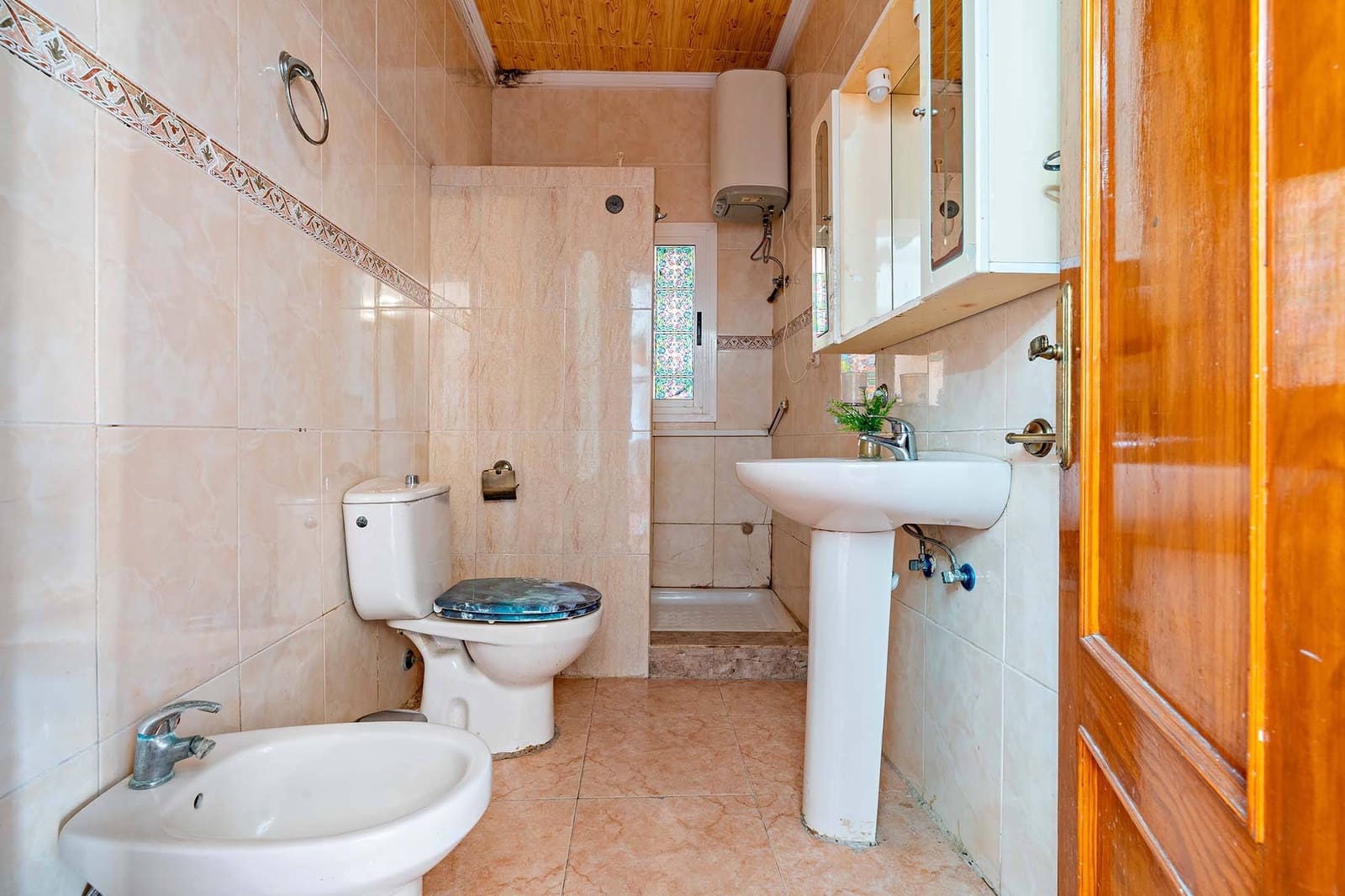 4 bedroom Finca/Country House for sale in Rioja with garage - € 170,000 (Ref: 9936381)