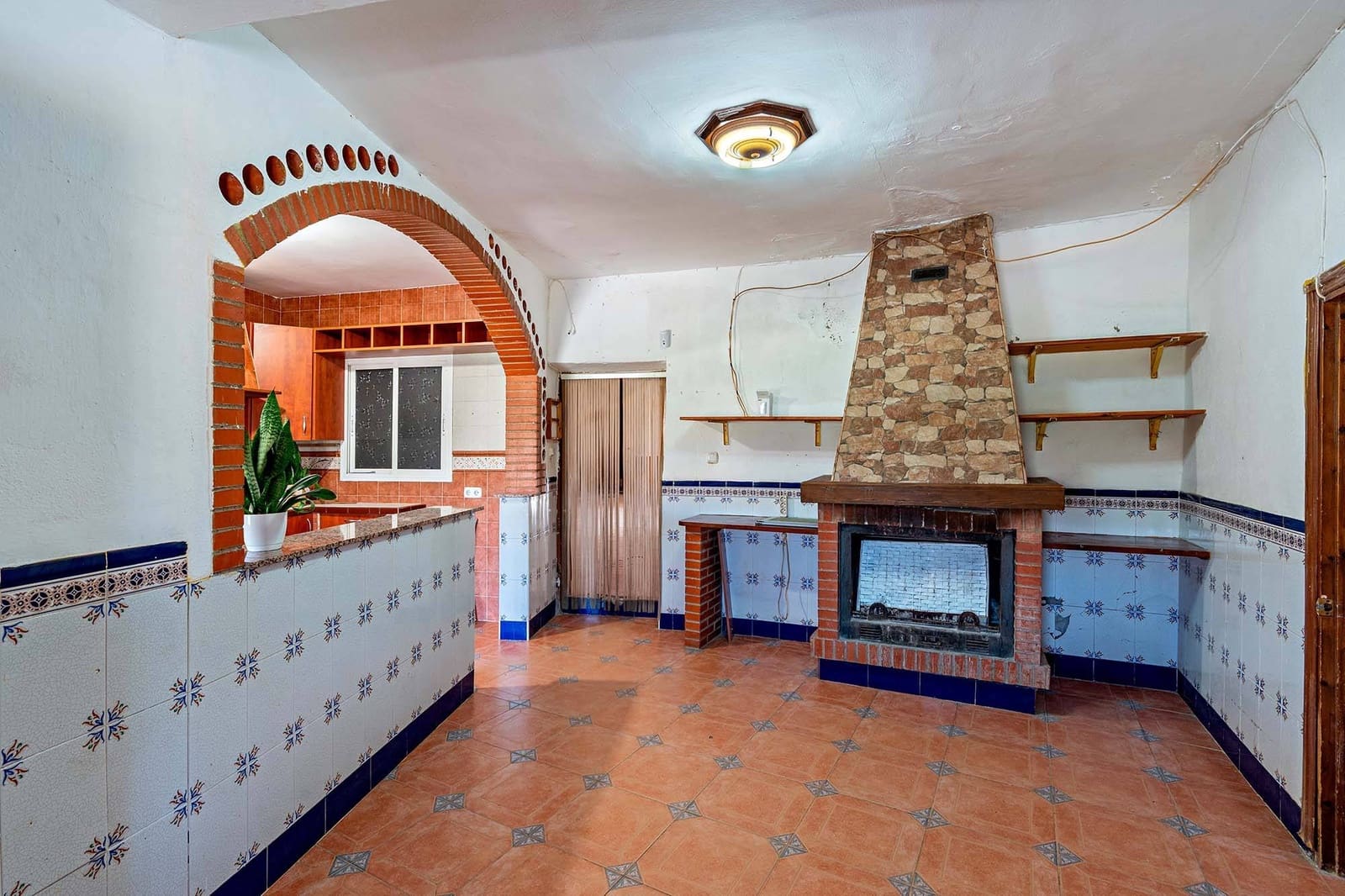 4 bedroom Finca/Country House for sale in Rioja with garage - € 170,000 (Ref: 9936381)