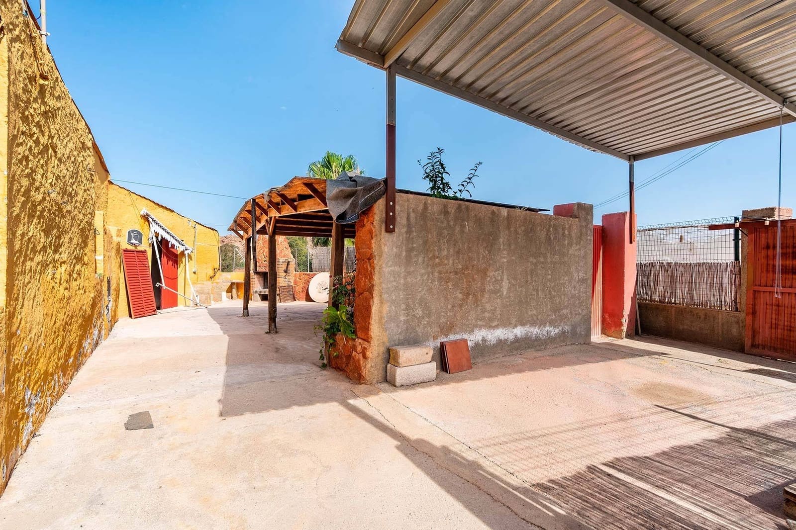 4 bedroom Finca/Country House for sale in Rioja with garage - € 170,000 (Ref: 9936381)