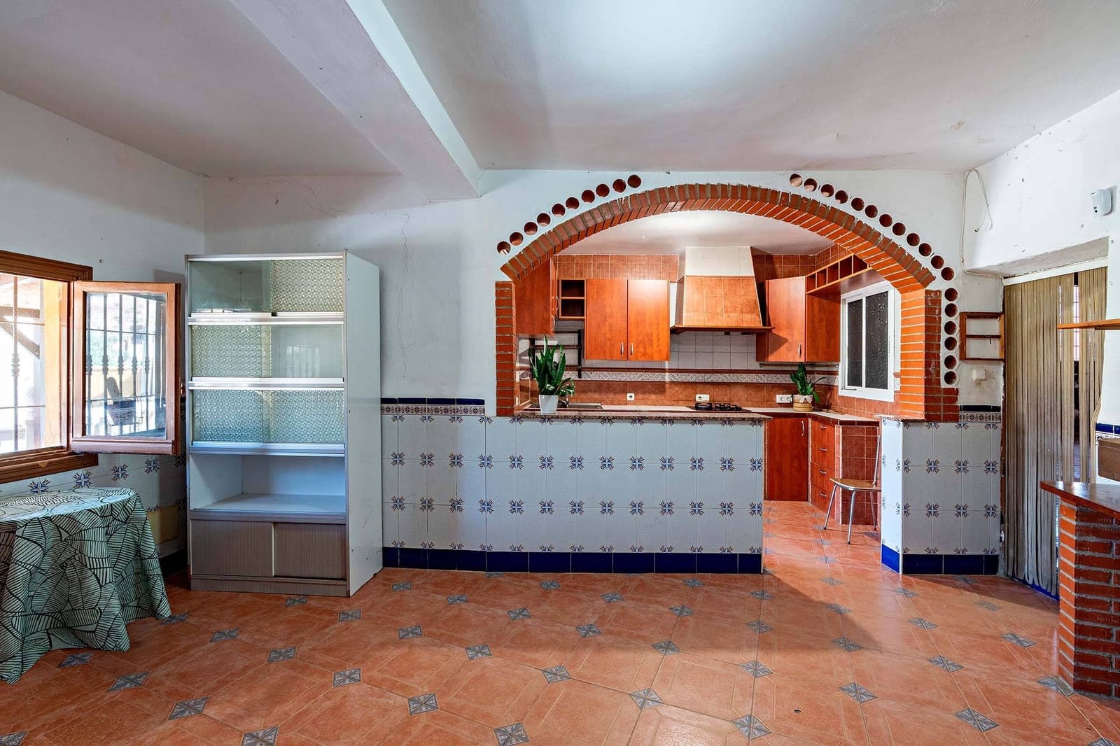 4 bedroom Finca/Country House for sale in Rioja with garage - € 170,000 (Ref: 9936381)