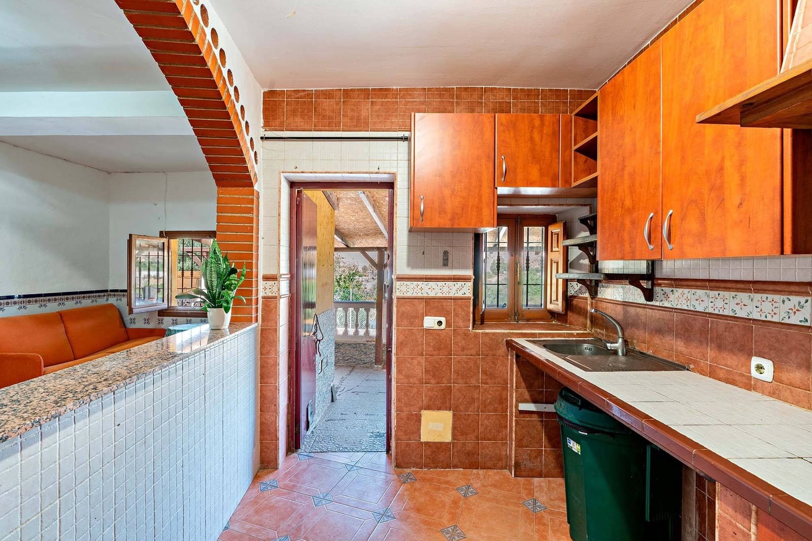 4 bedroom Finca/Country House for sale in Rioja with garage - € 170,000 (Ref: 9936381)
