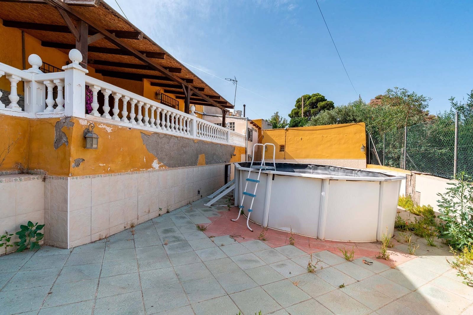 4 bedroom Finca/Country House for sale in Rioja with garage - € 170,000 (Ref: 9936381)