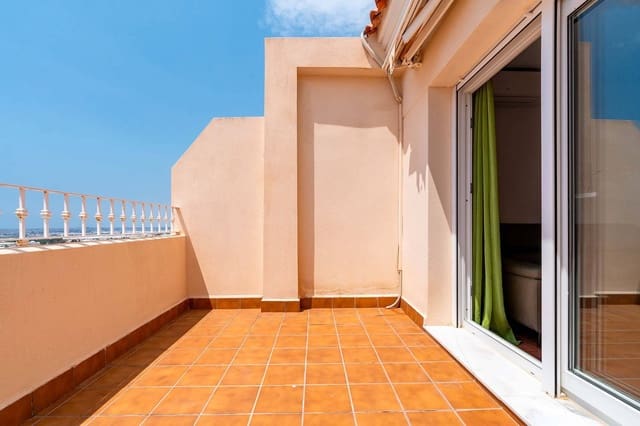 1 soveværelse Penthouse til salg i Aguadulce (Almeria), Roquetas de Mar med swimmingpool garage - € 159.000 (Ref: 9944153)