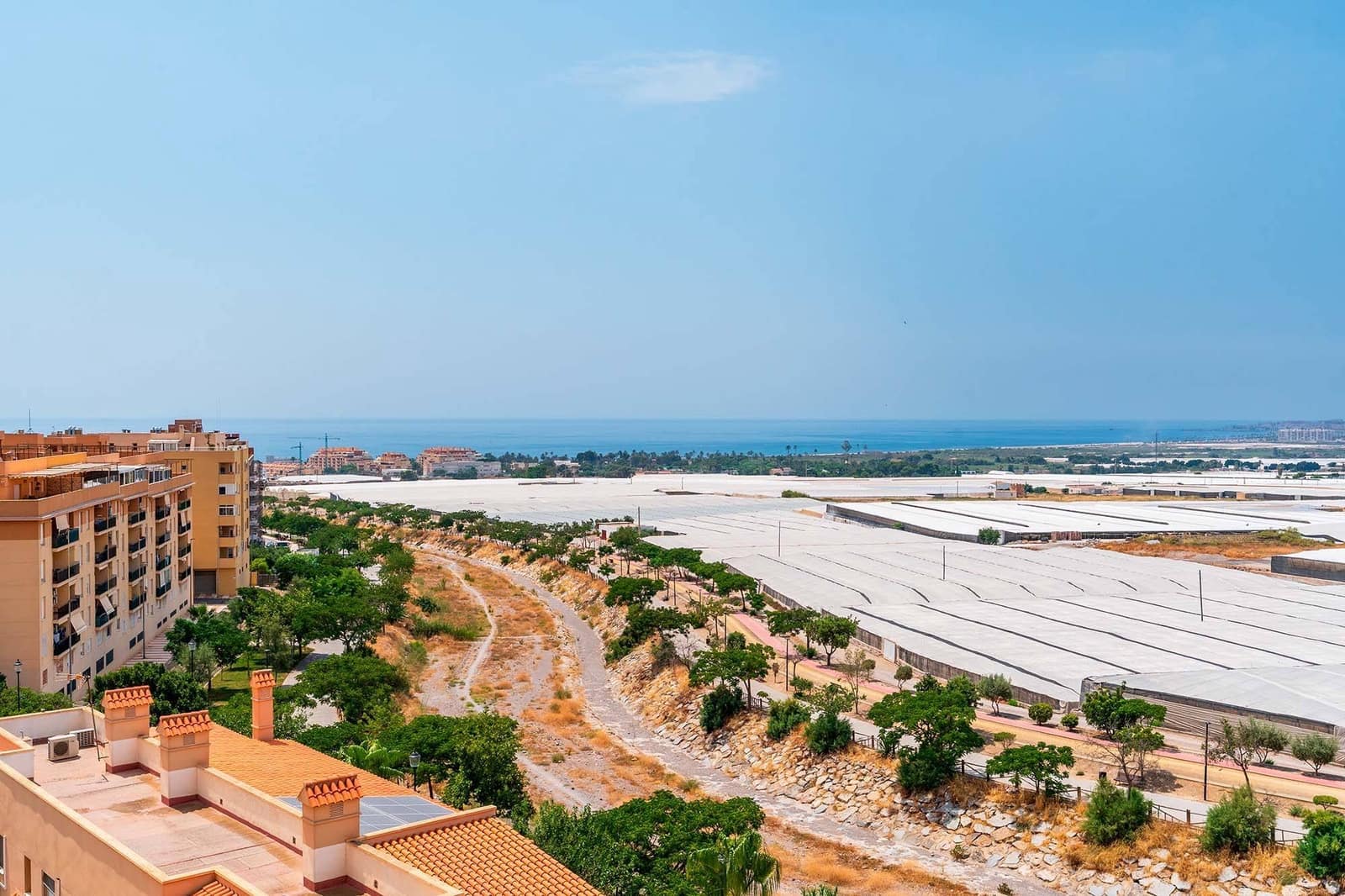 Ático de 1 habitación en Aguadulce (Almeria) en venta con piscina garaje - 159.000 € (Ref: 9944153)