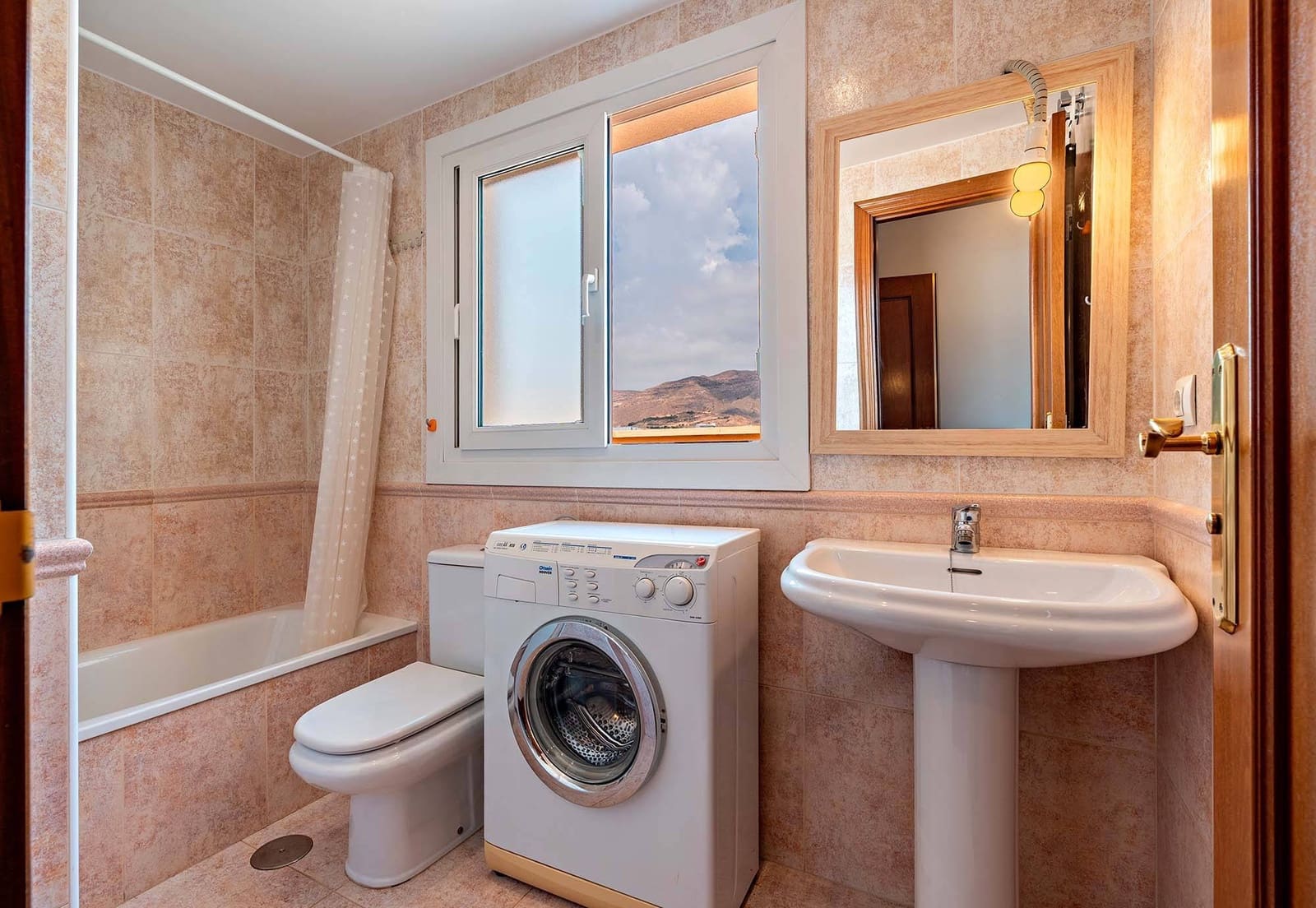 Ático de 1 habitación en Aguadulce (Almeria) en venta con piscina garaje - 159.000 € (Ref: 9944153)