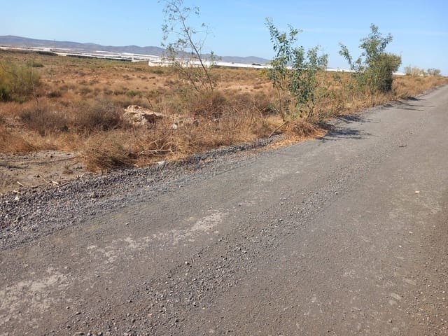 Ubebygd land til salgs i Campohermoso, Níjar - € 699 000 (Ref: 9952609)