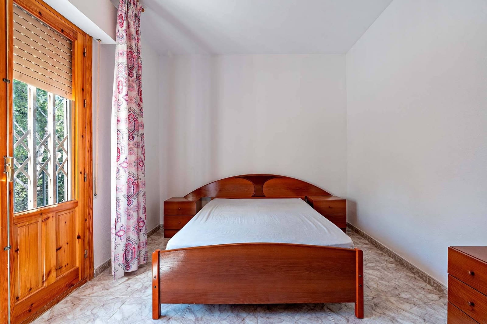 4 slaapkamer Appartement te koop in Adra met garage - € 110.000 (Ref: 9962684)