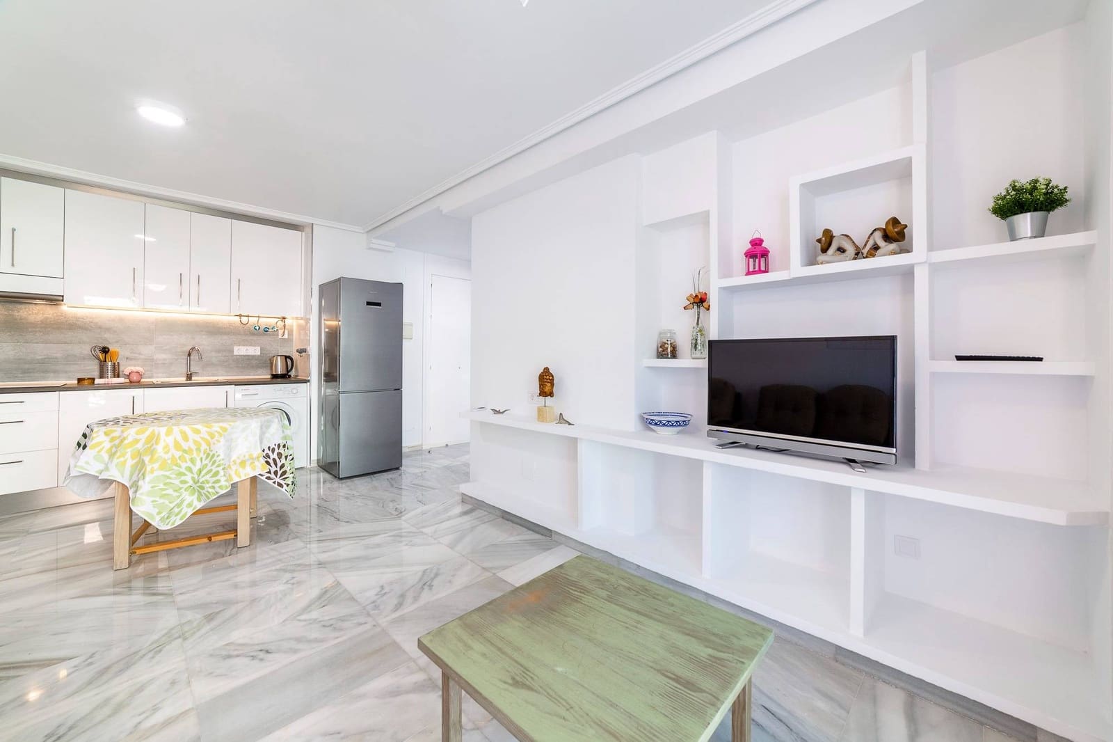 1 Zimmer Apartment zu vermieten in Roquetas de Mar - 500 € (Ref: 9983007)