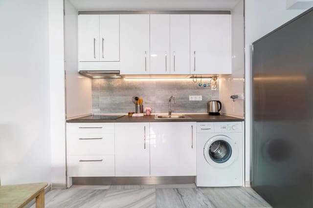 1 Zimmer Apartment zu vermieten in Roquetas de Mar - 500 € (Ref: 9983007)