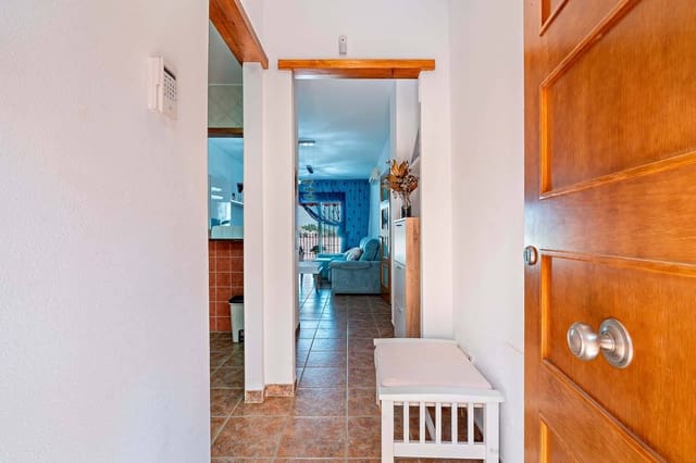 2 bedroom Flat for sale in Alcolea with pool - € 78,000 (Ref: 9990713)