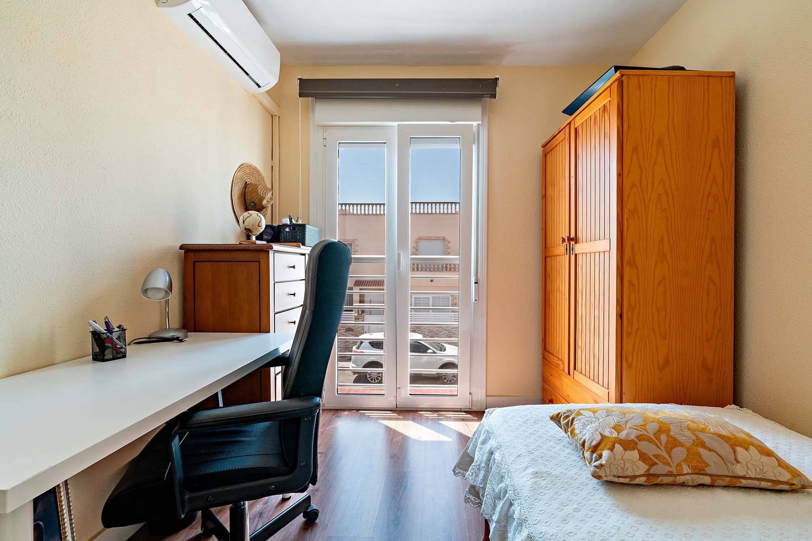 4 Zimmer Apartment zu verkaufen in Roquetas de Mar - 320.000 € (Ref: 9995782)