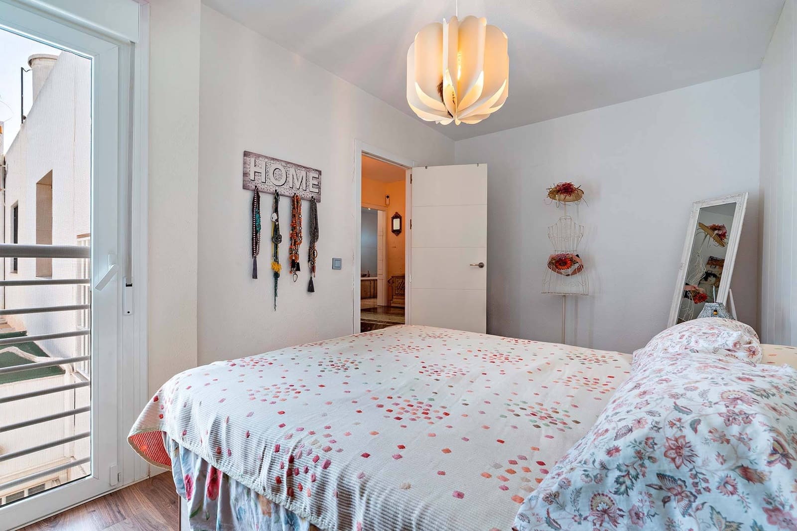 4 Zimmer Apartment zu verkaufen in Roquetas de Mar - 320.000 € (Ref: 9995782)