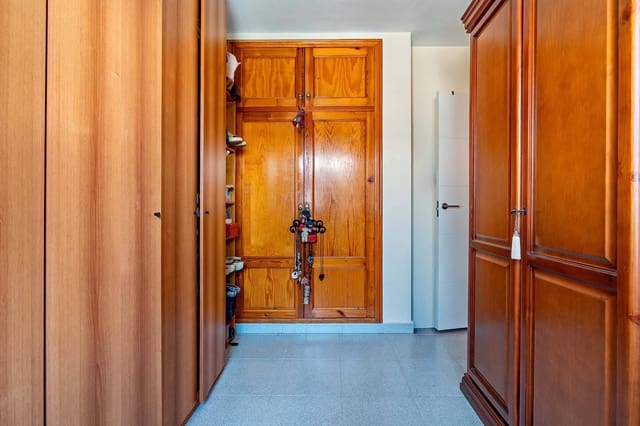4 Zimmer Apartment zu verkaufen in Roquetas de Mar - 320.000 € (Ref: 9995782)