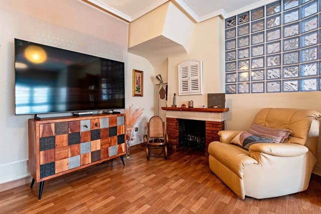 4 Zimmer Apartment zu verkaufen in Roquetas de Mar - 320.000 € (Ref: 9995782)