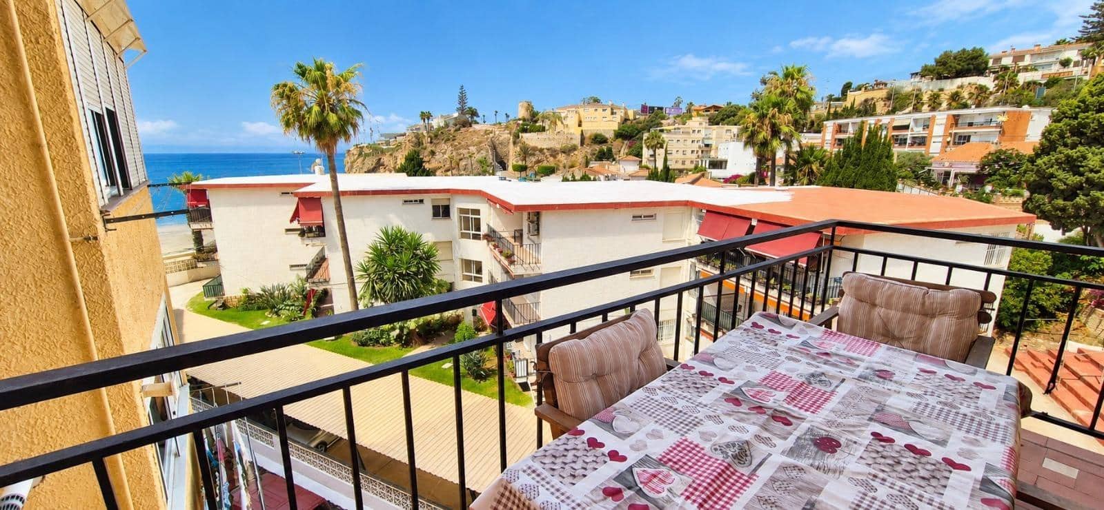 Apartamento de 3 habitaciones en Rincón de la Victoria en venta con piscina garaje - 525.000 € (Ref: 10109659)