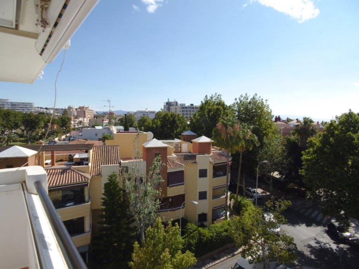 4 bedroom Flat for sale in Torremolinos with pool garage - € 632,000 (Ref: 7894804)