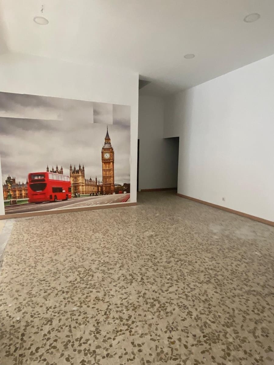 Kommersiell til salgs i Torremolinos - € 400 000 (Ref: 8392752)