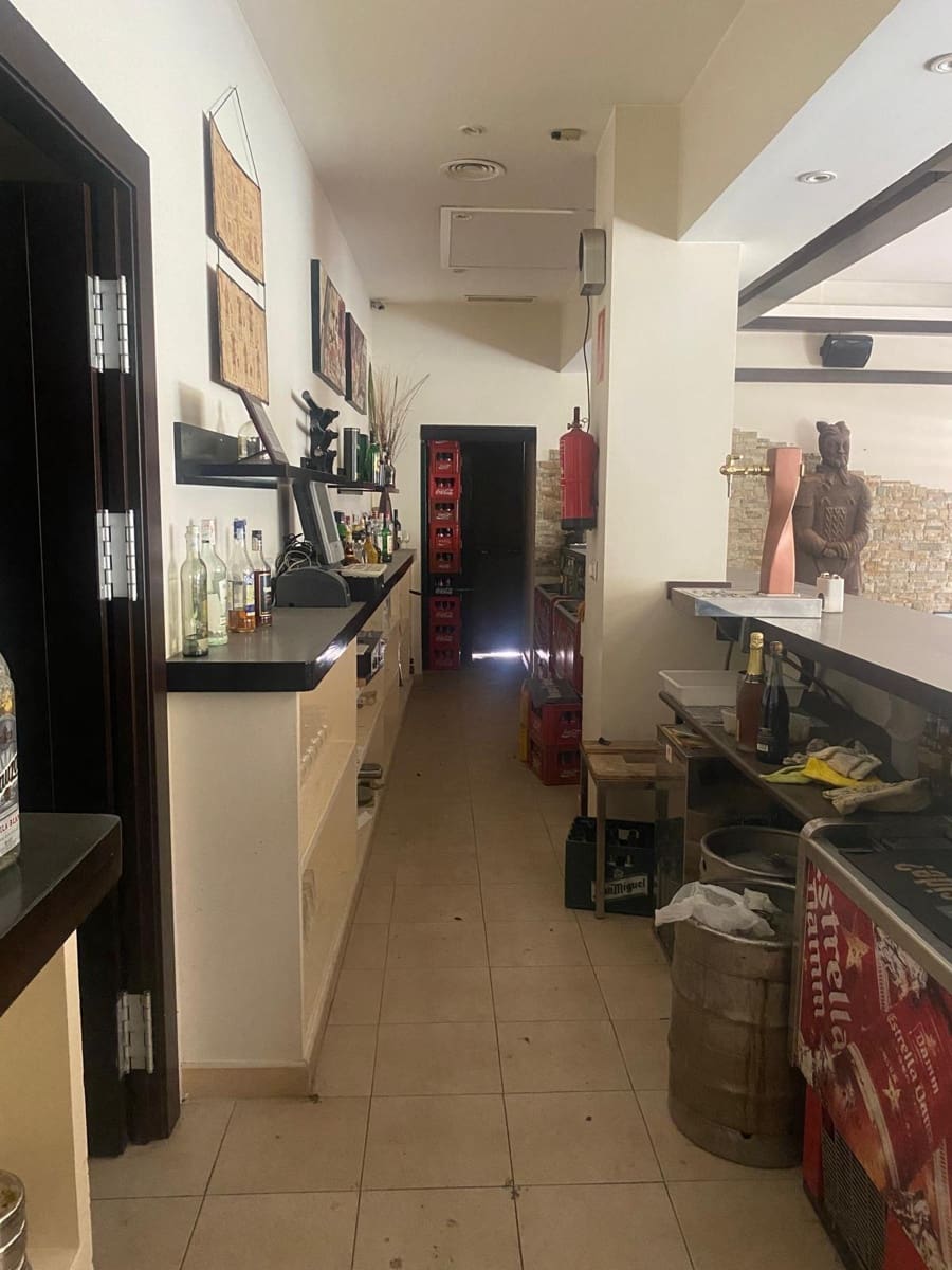 Commercieel te koop in Torremolinos - € 500.000 (Ref: 8396635)