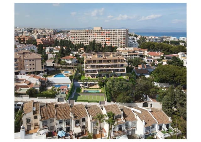 3 makuuhuone Huoneisto myytävänä paikassa Torremolinos mukana uima-altaan 
autotalli - 790 000 € (Ref: 8450064)