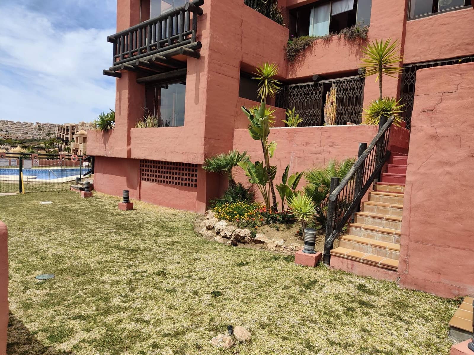 2 sovrum Lägenhet till salu i San Luis de Sabinillas med pool garage - 283 500 € (Ref: 8601646)