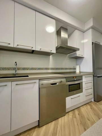 1 makuuhuone Huoneisto myytävänä paikassa Torremolinos mukana uima-altaan 
autotalli - 360 000 € (Ref: 8652422)