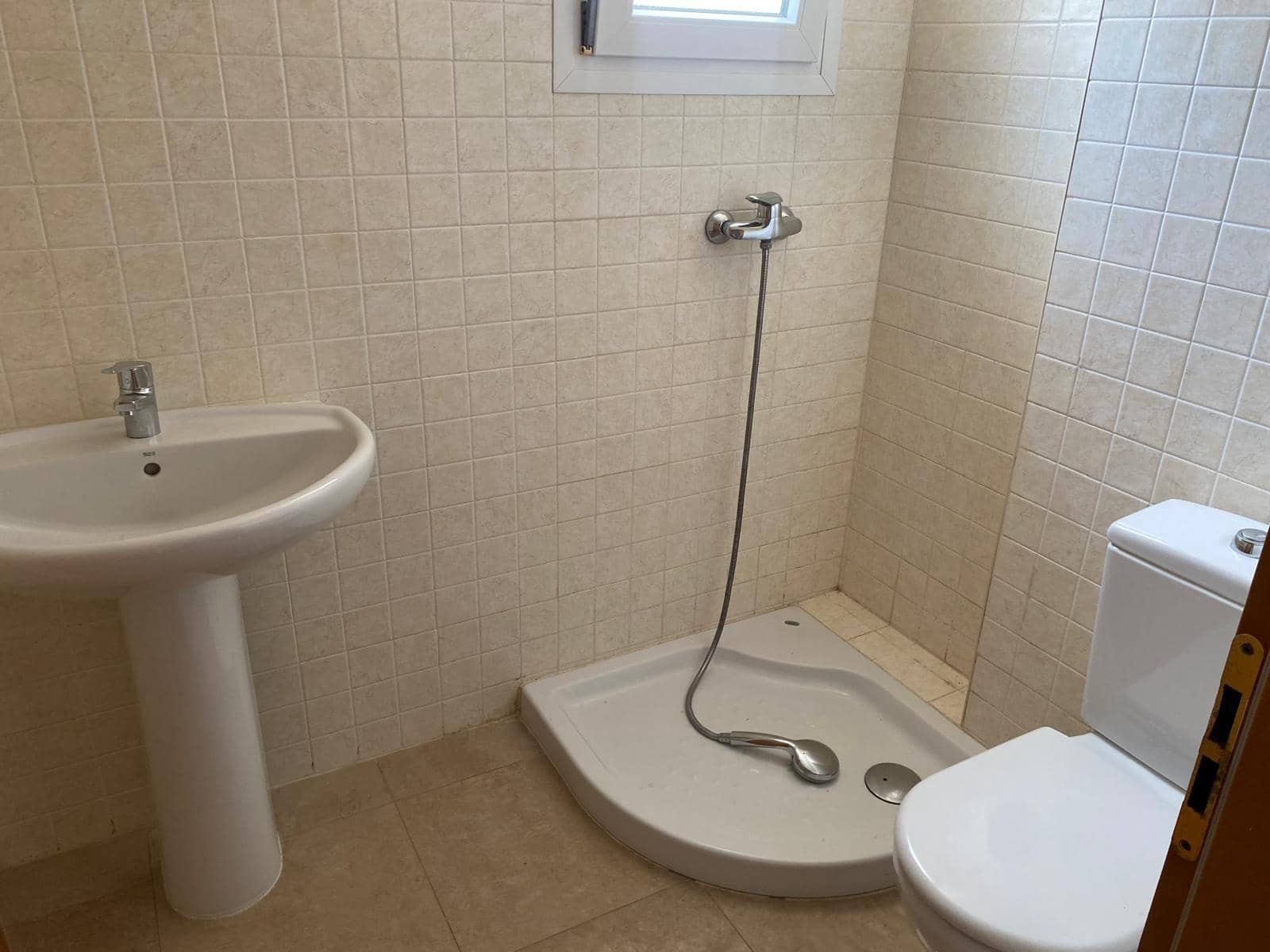 3 sypialnia Penthouse na sprzedaż w Manilva z basenem - 305 000 € (Ref: 8757980)