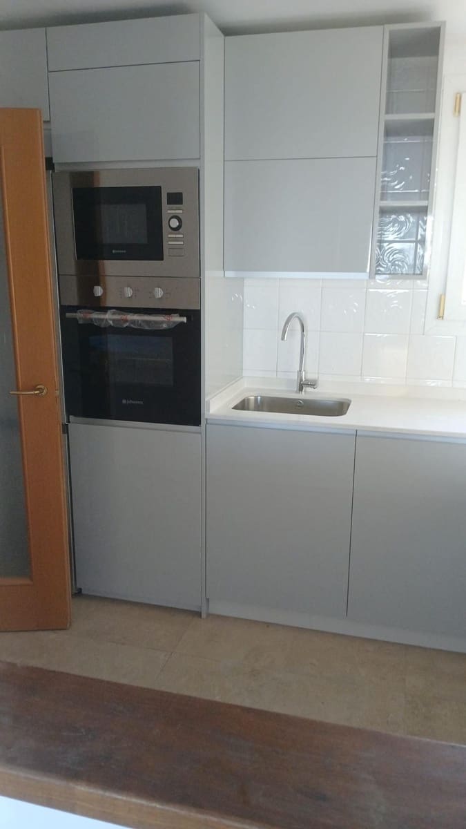 3 soverom Penthouse til salgs i Manilva med svømmebasseng - € 280 000 (Ref: 8757980)