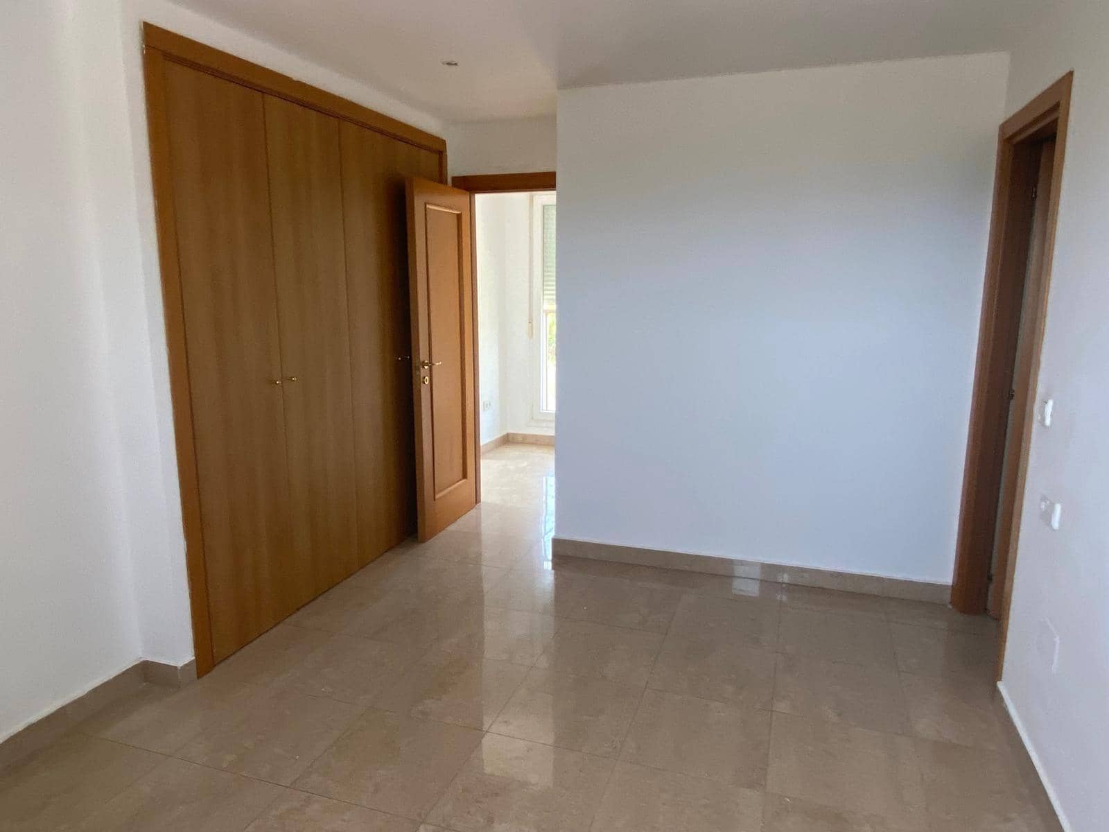 3 chambre Penthouse à vendre à Manilva avec piscine - 280 000 € (Ref: 8757980)