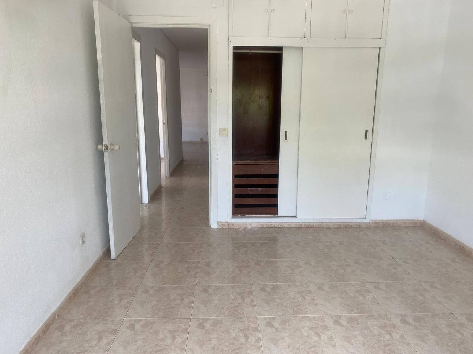 4 makuuhuone Huoneisto myytävänä paikassa Torremolinos - 395 000 € (Ref: 8924160)
