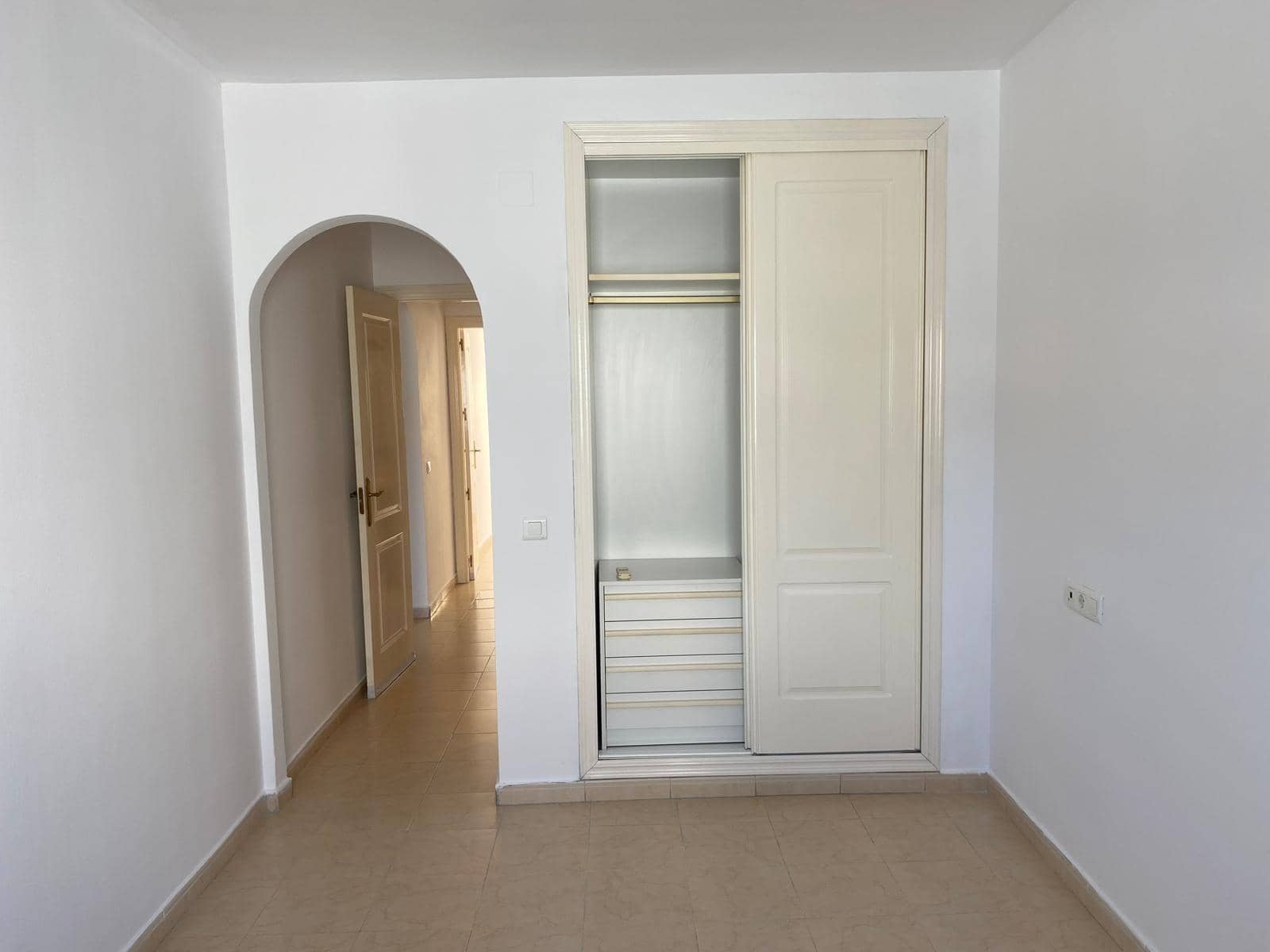 2 bedroom Apartment for sale in Mijas with pool - € 250,000 (Ref: 9147390)