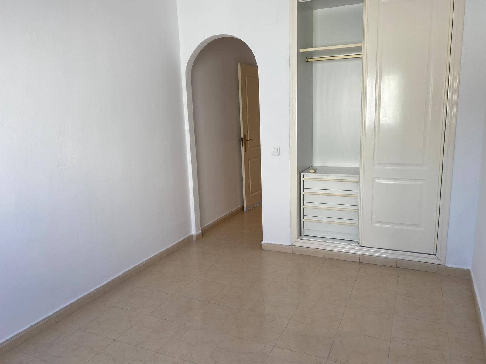 2 bedroom Apartment for sale in Mijas with pool - € 250,000 (Ref: 9147390)