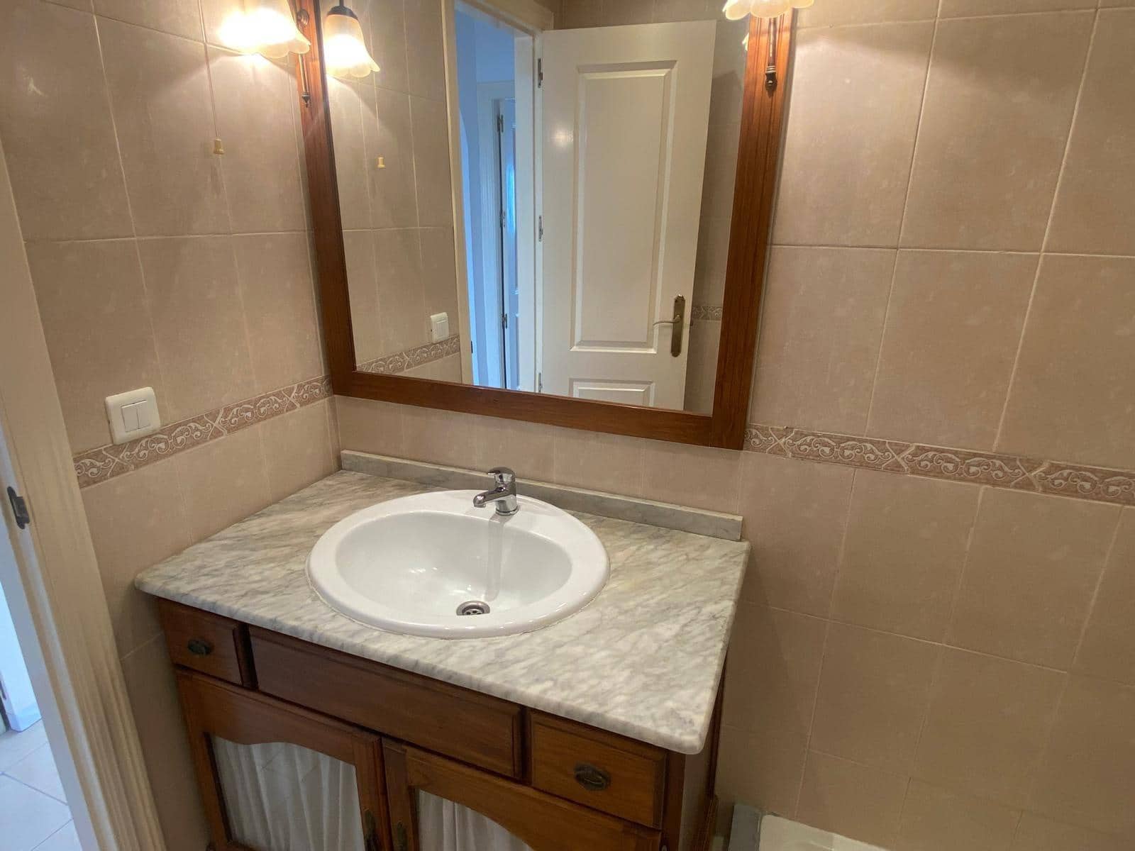 2 bedroom Apartment for sale in Mijas with pool - € 250,000 (Ref: 9147390)